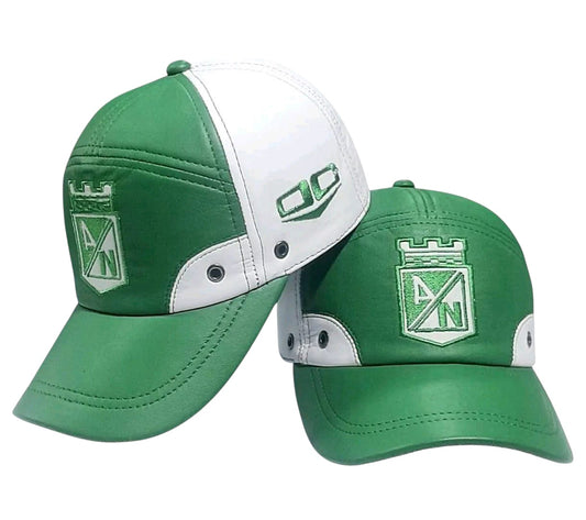 GORRA EN CUERO DEL ATLETICO NACIONAL